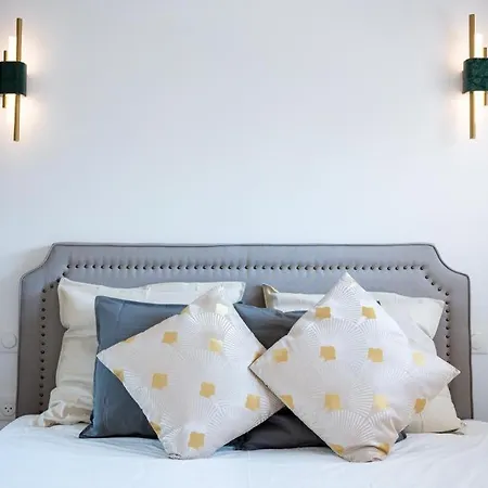 Hypercentre - 5mn Croisette - Palais - - Cf *