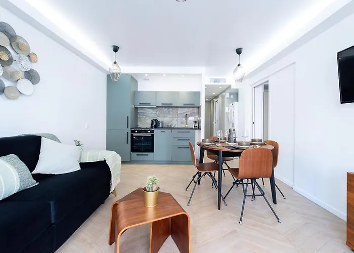 Hypercentre - 5mn Croisette - Palais - - Cf *